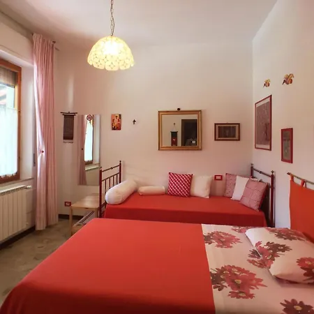 לינה וארוחת בוקר Casa Certosa 3*