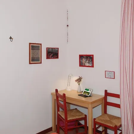 לינה וארוחת בוקר Casa Certosa