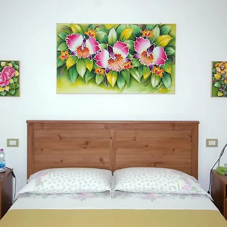 Casa Certosa לינה וארוחת בוקר 3*