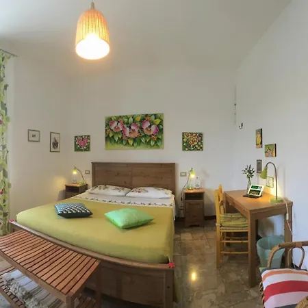 לינה וארוחת בוקר Casa Certosa סיינה