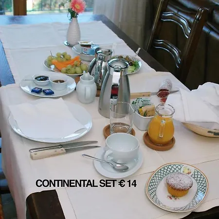 Alojamento de Acomodação e Pequeno-almoço Casa Certosa Siena